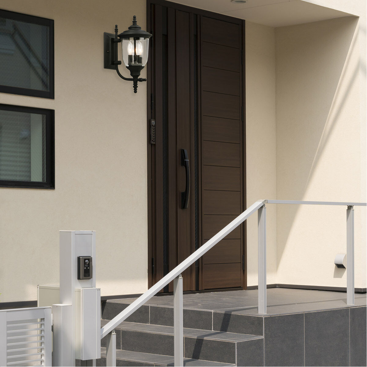 Pinedale Outdoor Wall Light