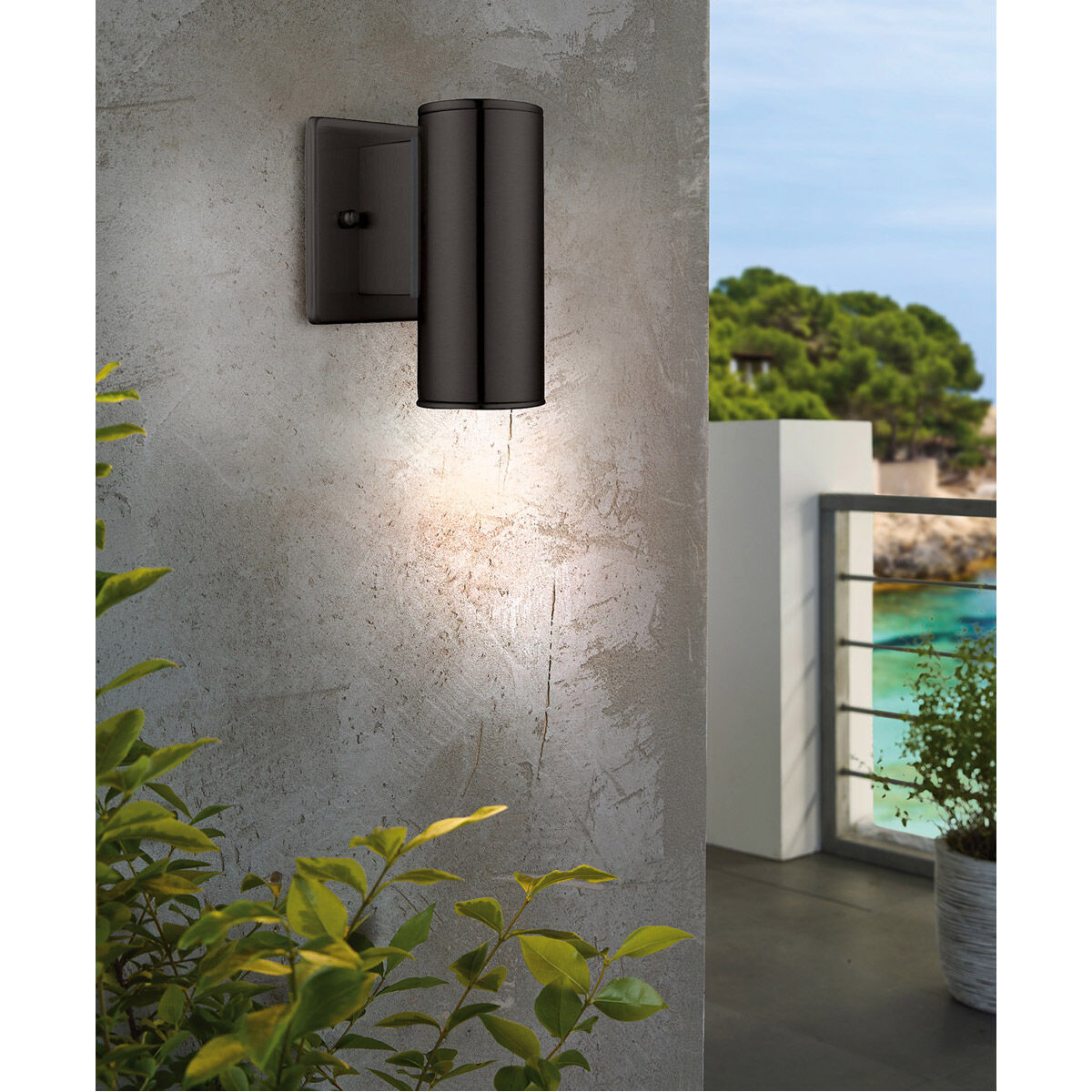 Riga Outdoor Wall Light