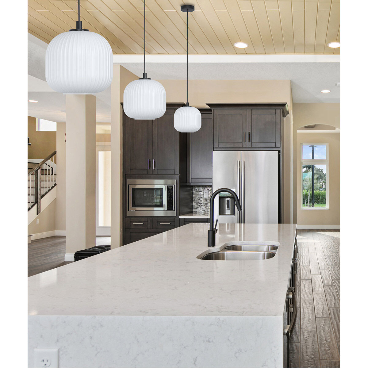 Mantunalle 1 Light 7.87 inch Black Pendant Ceiling Light