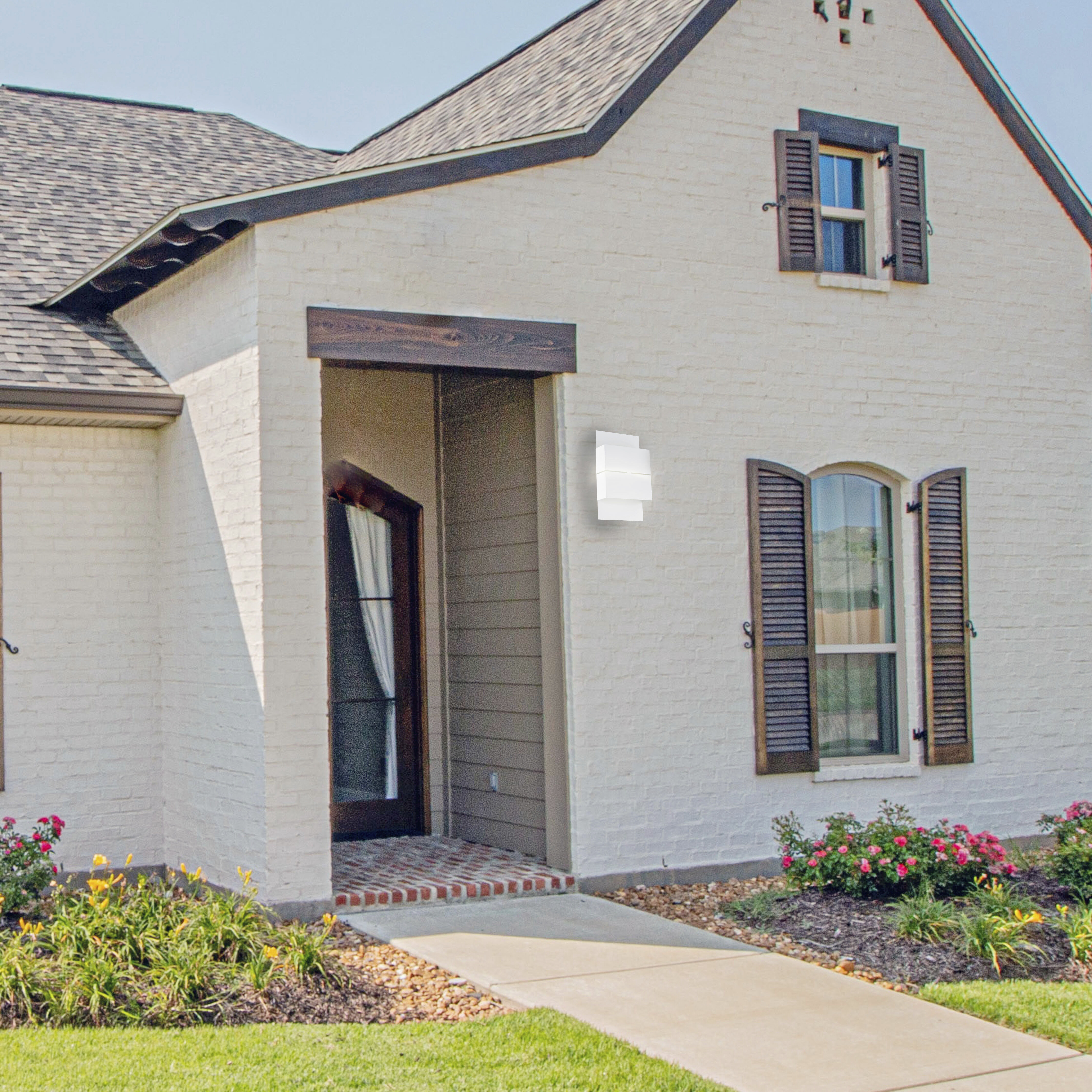 Kibea Outdoor Wall Light