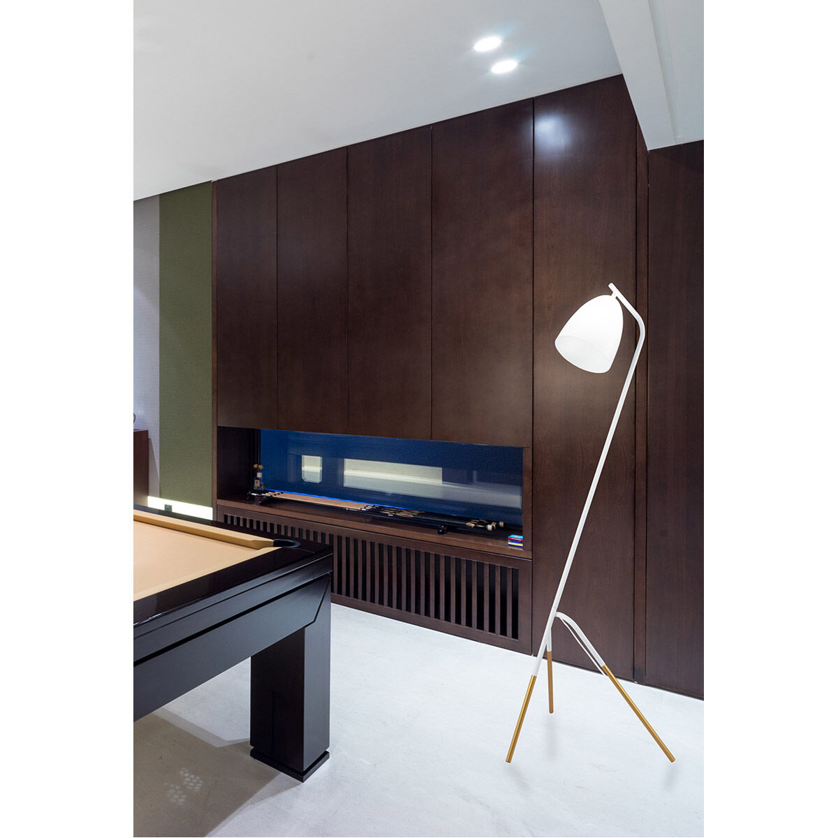 Westlinton 59.06 inch 60.00 watt White and Gold Leaf Floor Lamp Portable Light