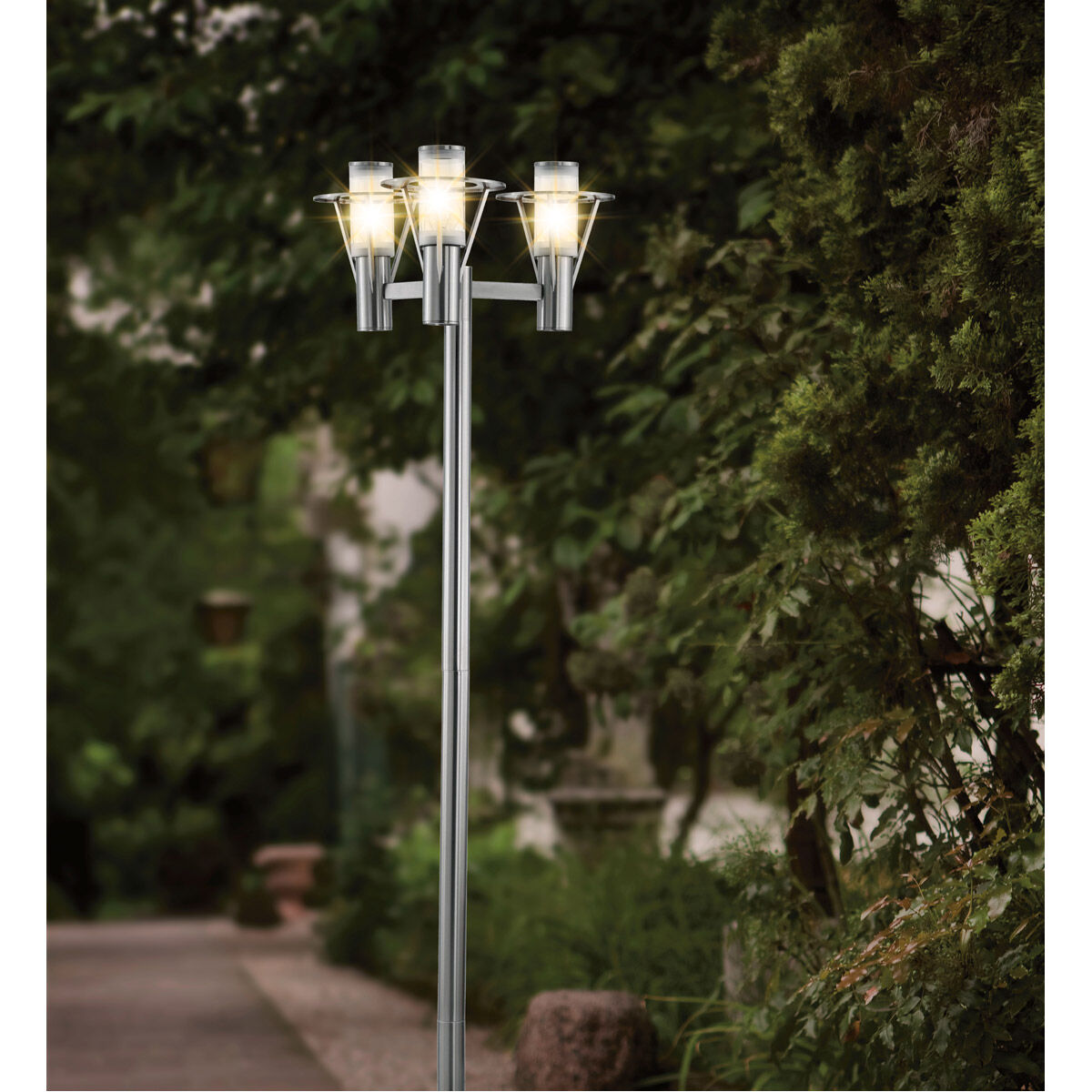 Steel lamp post top